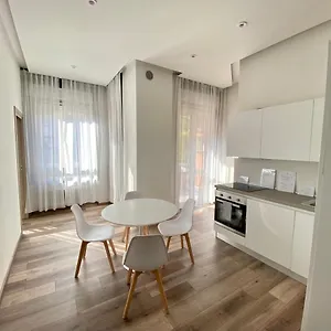 https://suite-boutique-moscova.it-lombardy.com