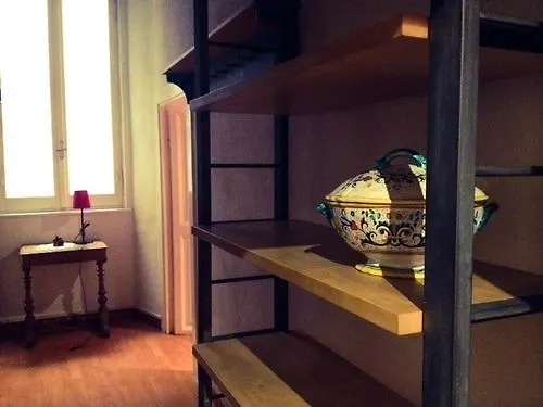 ***  Al Pantheon Con Thomas Mann Bed & Breakfast Rome Italy